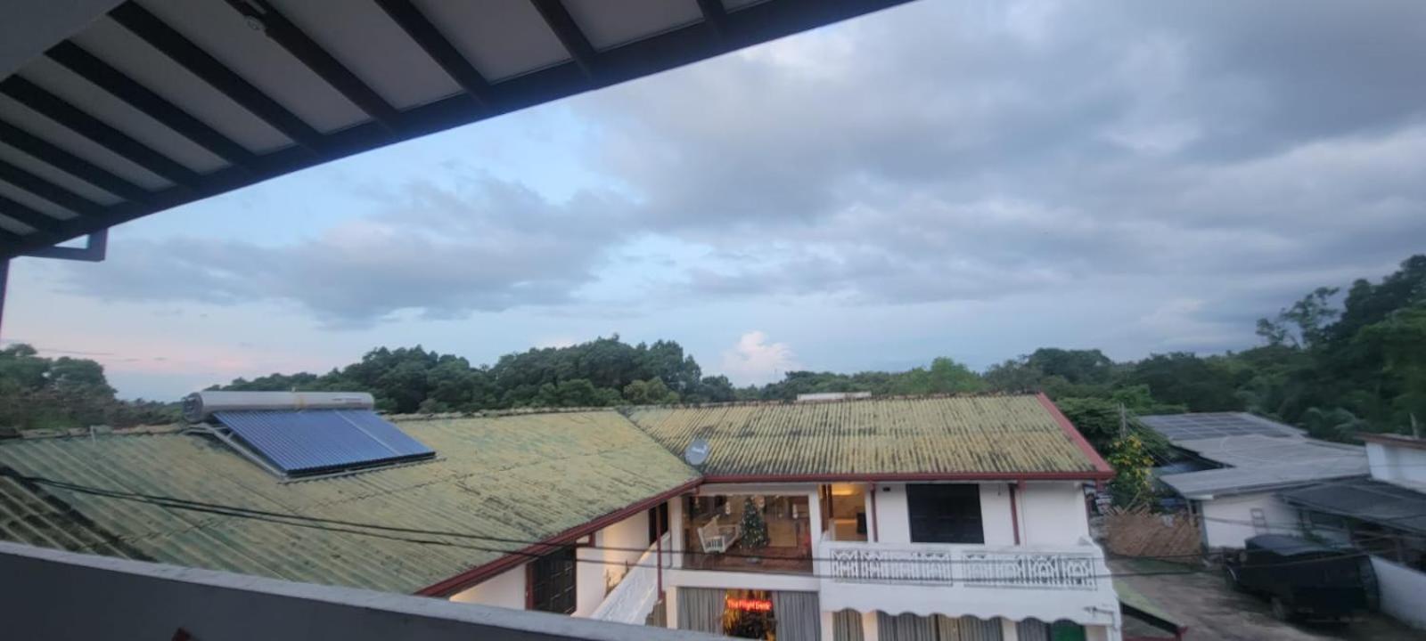 The Empyrean Airport Transit Hotel Katunayake Exterior photo