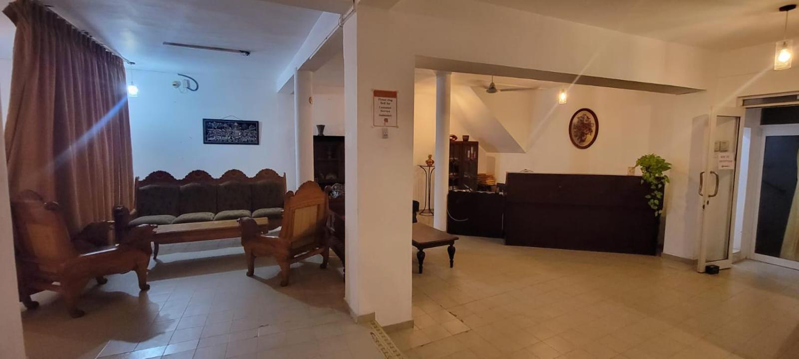 The Empyrean Airport Transit Hotel Katunayake Exterior photo